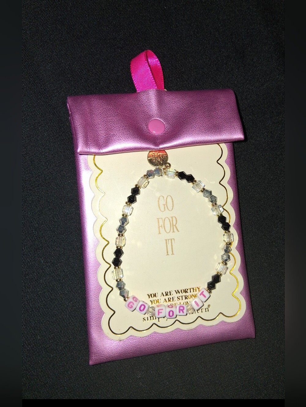 Simply Southern Pink, Black & Gold Beaded Stretch Bracelet NEW! W/ Carry Pouch.